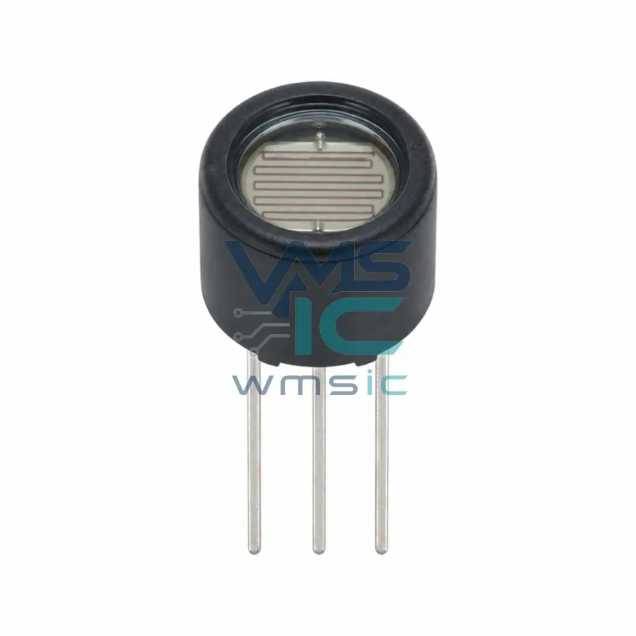 Low Power Digital PIR Motion Sensor EKMB1107113 Through Hole D10.4xL10.9mm Package