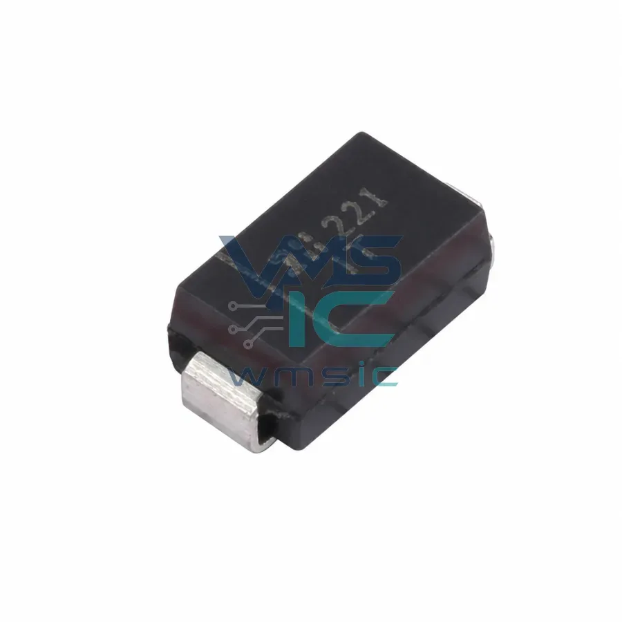 Unidirectional TVS Diode 18V 13.7A SMAJ18AQ-13-F SMA Package Package