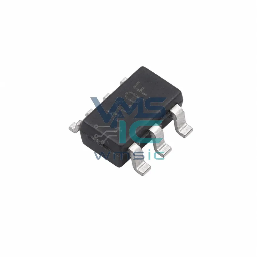 MAX6071AAUT30+T 3.2V-5.5V 235uA 6ppm/ C Series Voltage Reference MAX6071AAUT30 SOT-23-6 Package